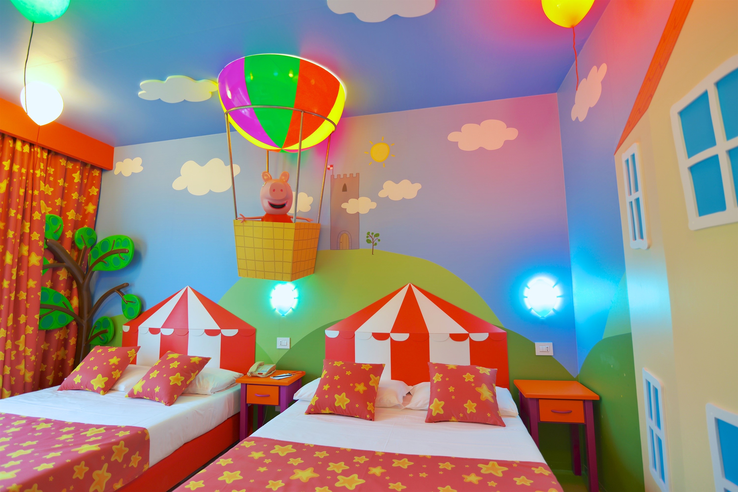 Gardaland Hotel - Peppa Pig Themed Room - Hot air balloon