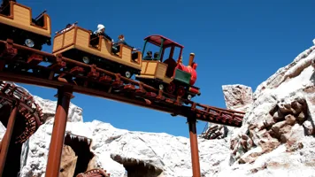 Gardaland Park - Mammut - Treno