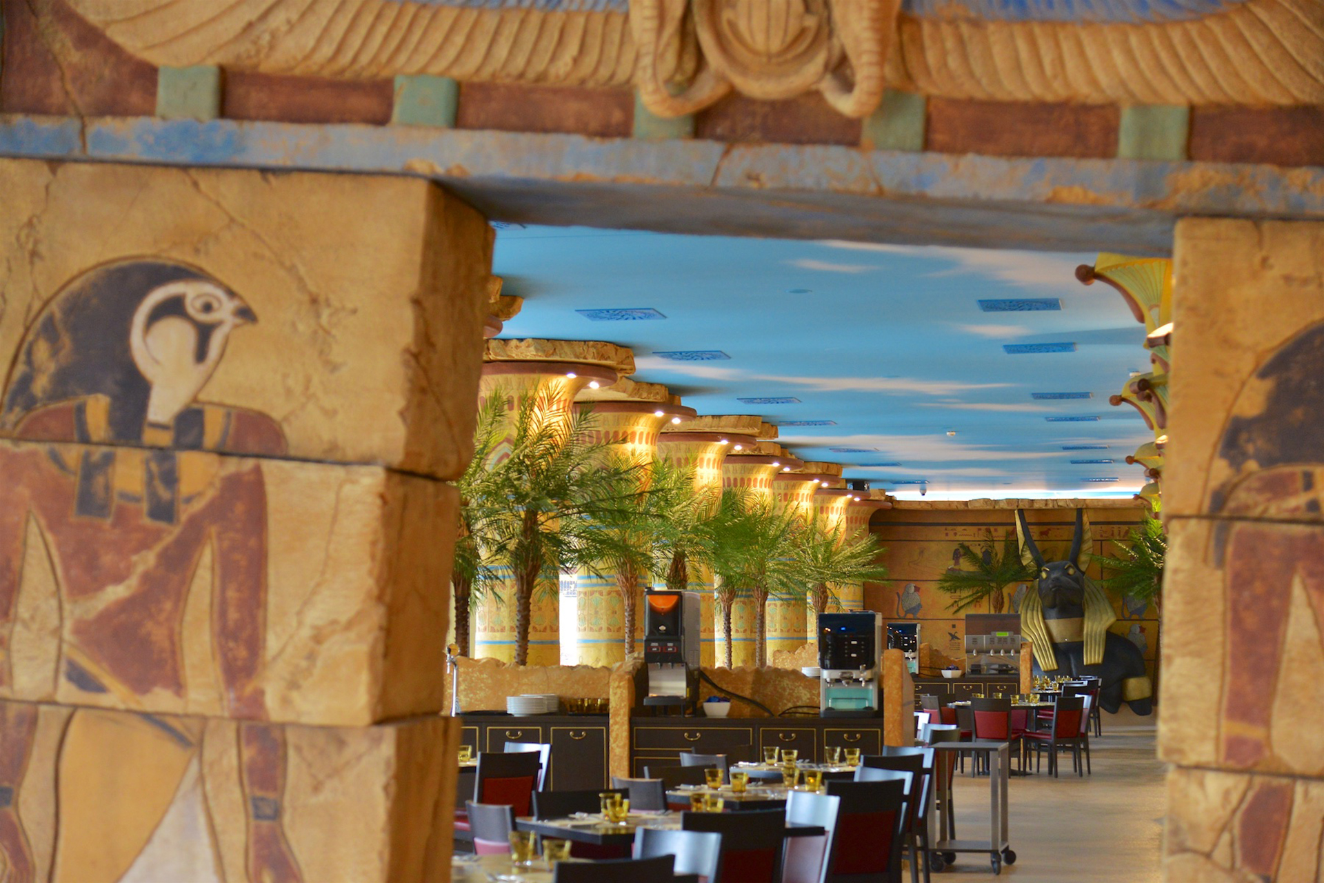 Tutankhamon Restaurant Gardaland Adventure Hotel