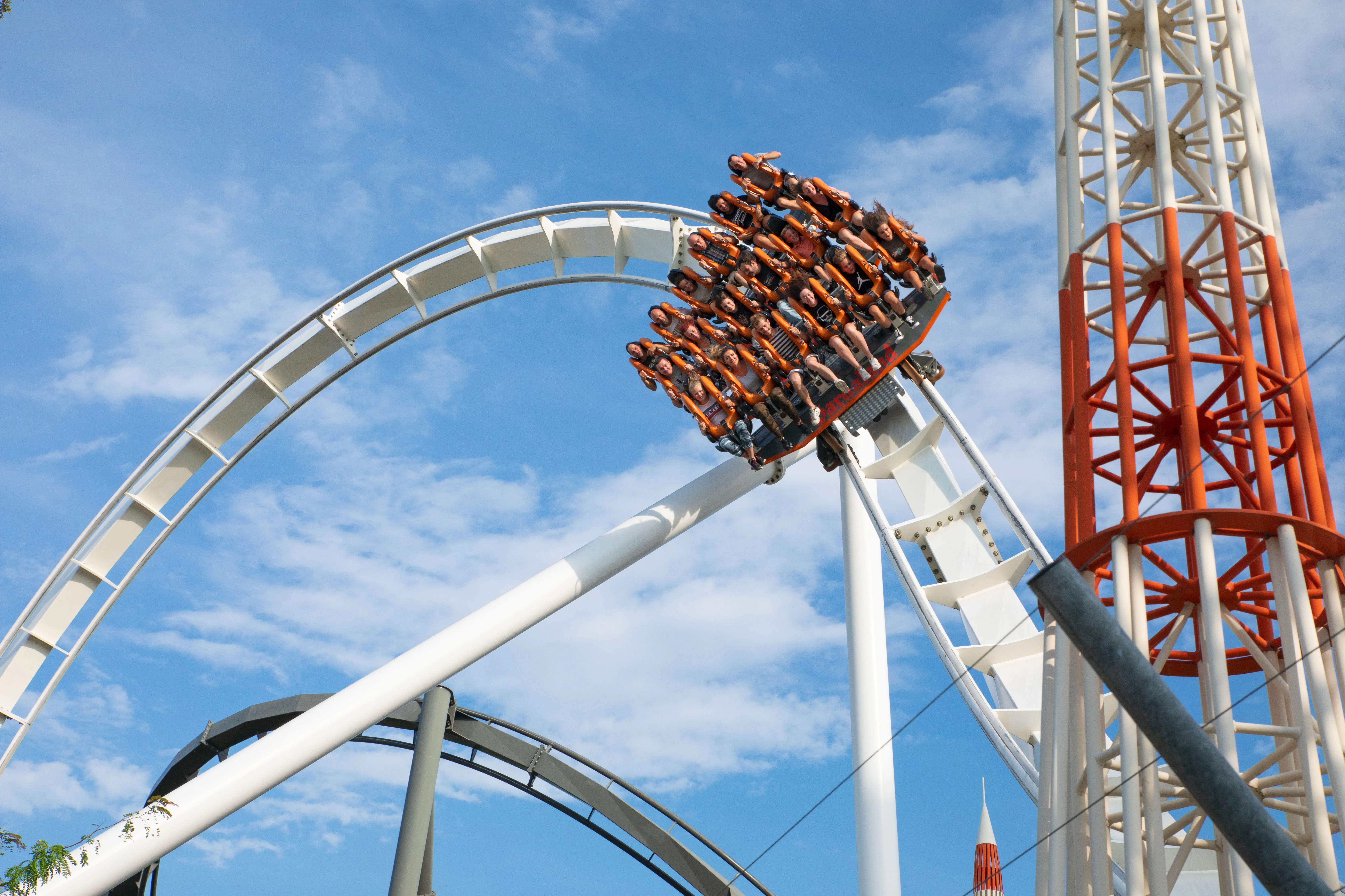 Gardaland Park - Oblivion - Dive Coaster