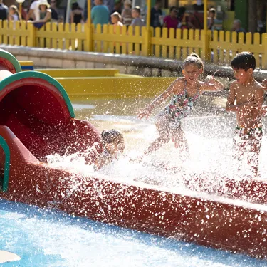 Gardaland Park - Prezzemolo Land - Spassosi scivoli bagnati