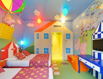 Gardaland Hotel - Peppa Pig Themed Room