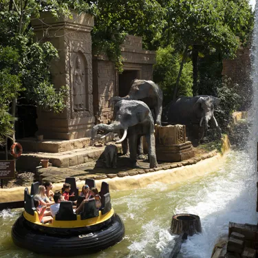 Gardaland Park - Jungle Rapids - Waterfall