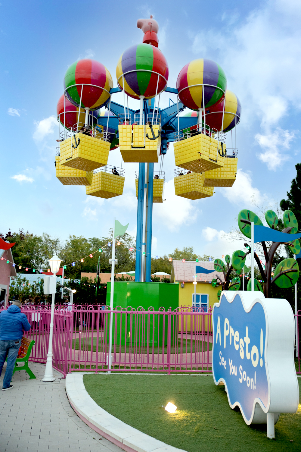 Gardaland Park - Peppa Pig Land - Heißluftballons von Peppa Pig